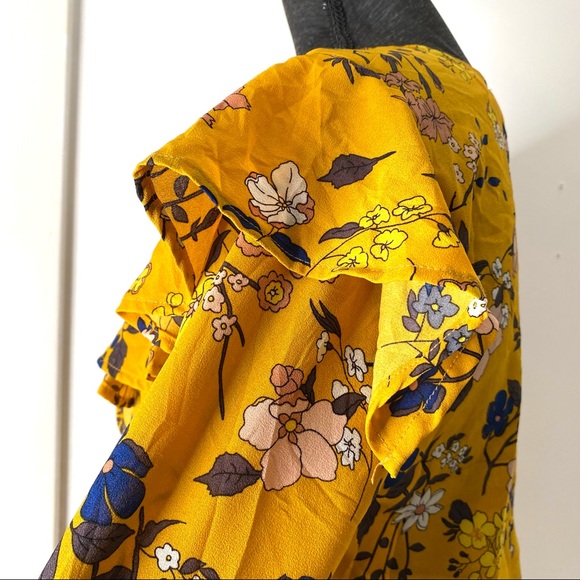 MELLODAY Pleated Bell Sleeve Blouse - Picture 7 of 12